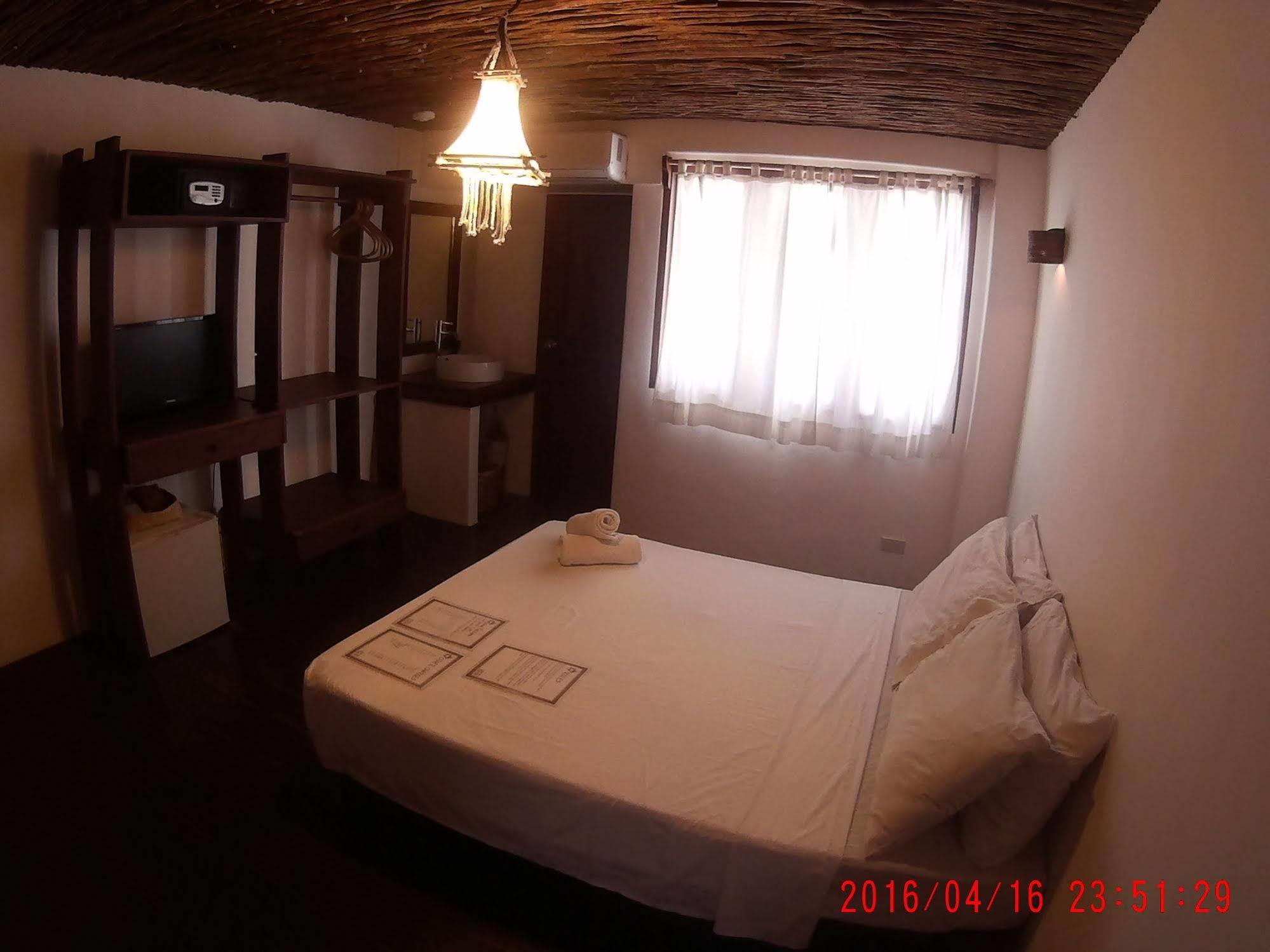 Boracay Coco Huts Hotell Balabag  Exteriör bild