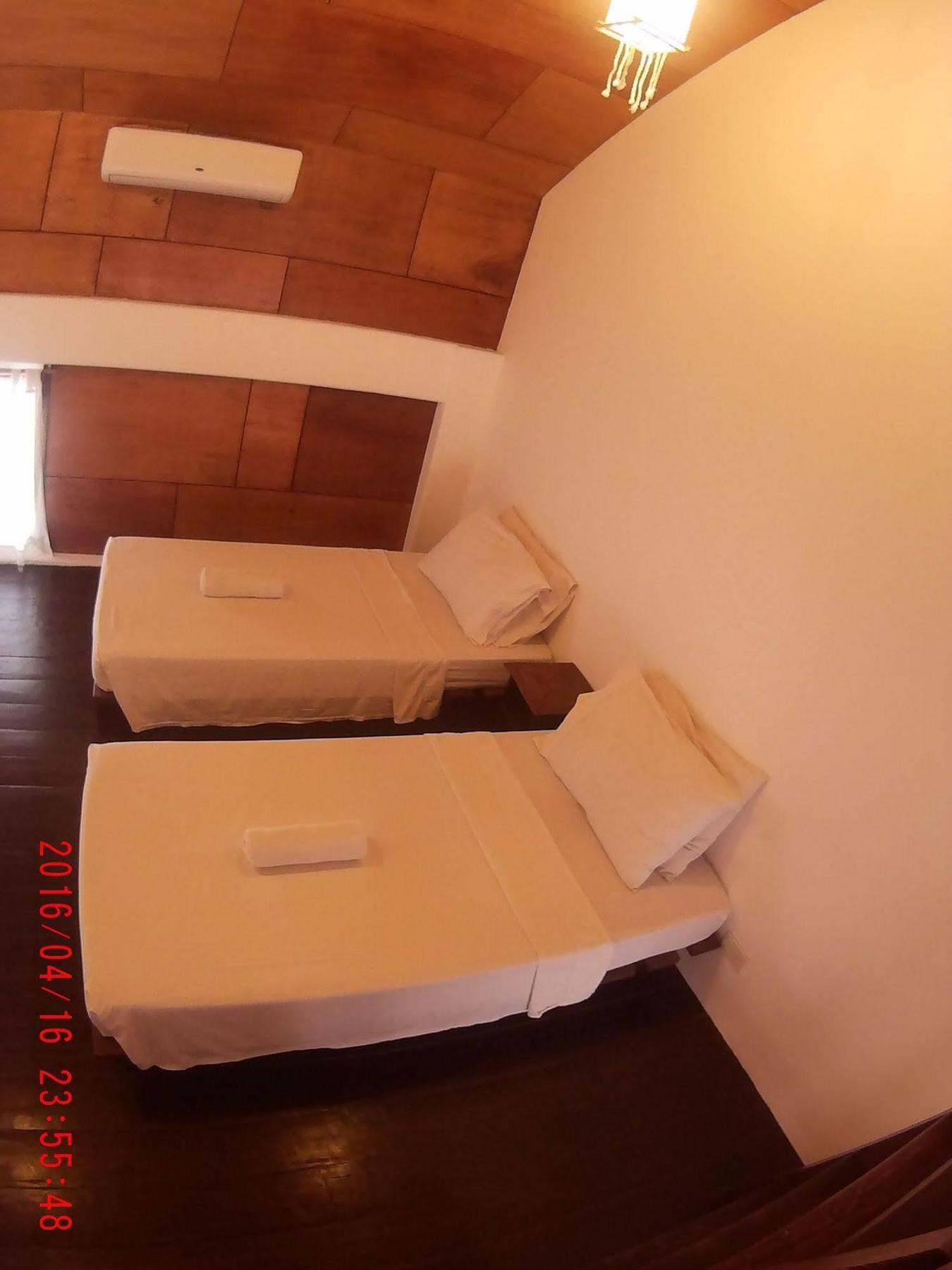 Boracay Coco Huts Hotell Balabag  Exteriör bild