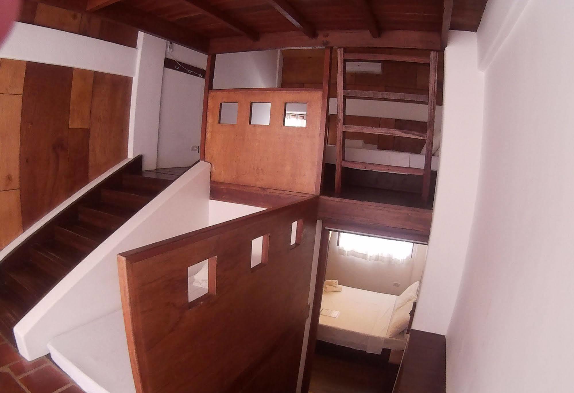 Boracay Coco Huts Hotell Balabag  Exteriör bild